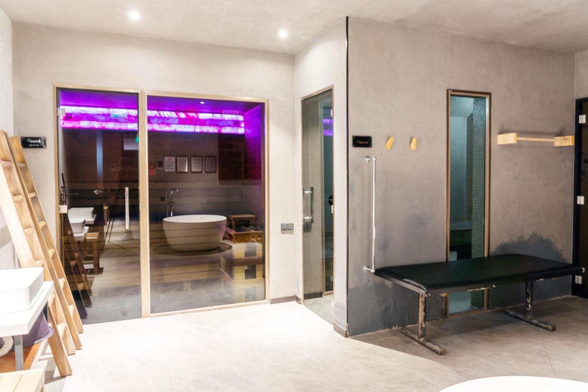 Sulo Vip Spa Atyraū Esterno foto